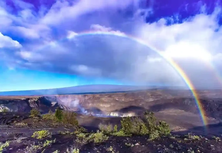 National Parks in Hawaii: Locations, Ticket Prices, Facts & History