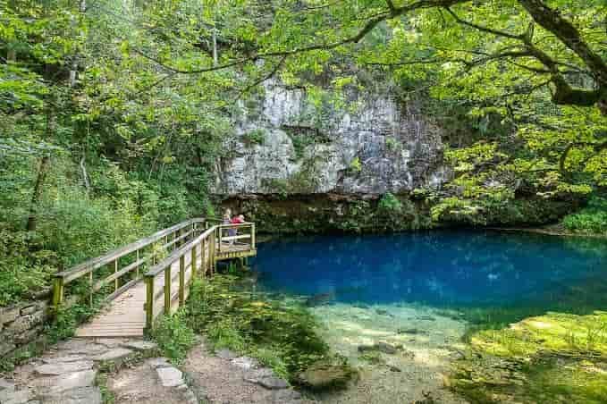 National Parks in Missouri: Locations, Ticket Prices, Facts & History