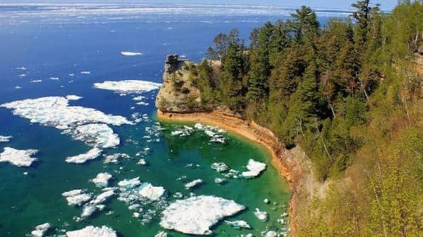 National Parks in the Midwest: Locations, Ticket Prices, Facts & History